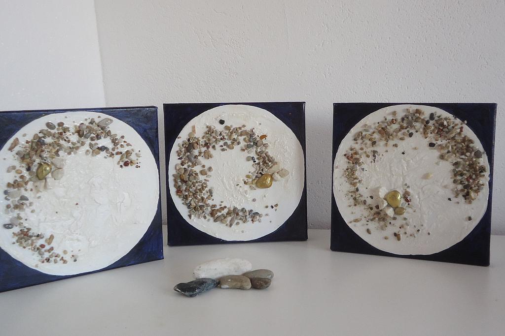 Tre piccole Lune - RITA SCARPELLI - pittura materica - 60 €